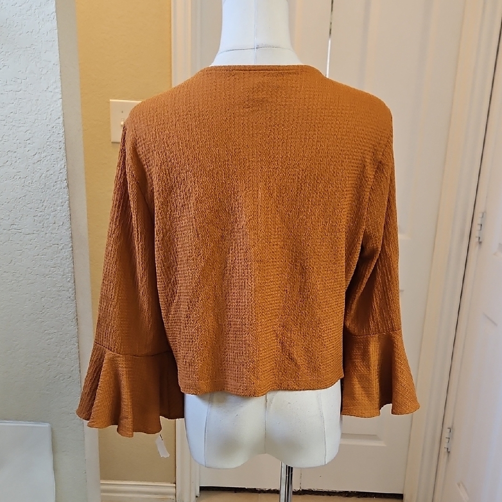 Perceptions Open Front Textured Cardigan with Bell Ruffle Sleeves Size L - Picture 7 of 8